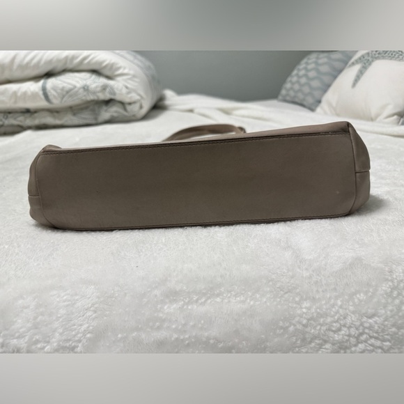 Coach Laura Leather Large Tote Carryall Shoulder Handbag Beige/Taupe - Picture 4 of 5